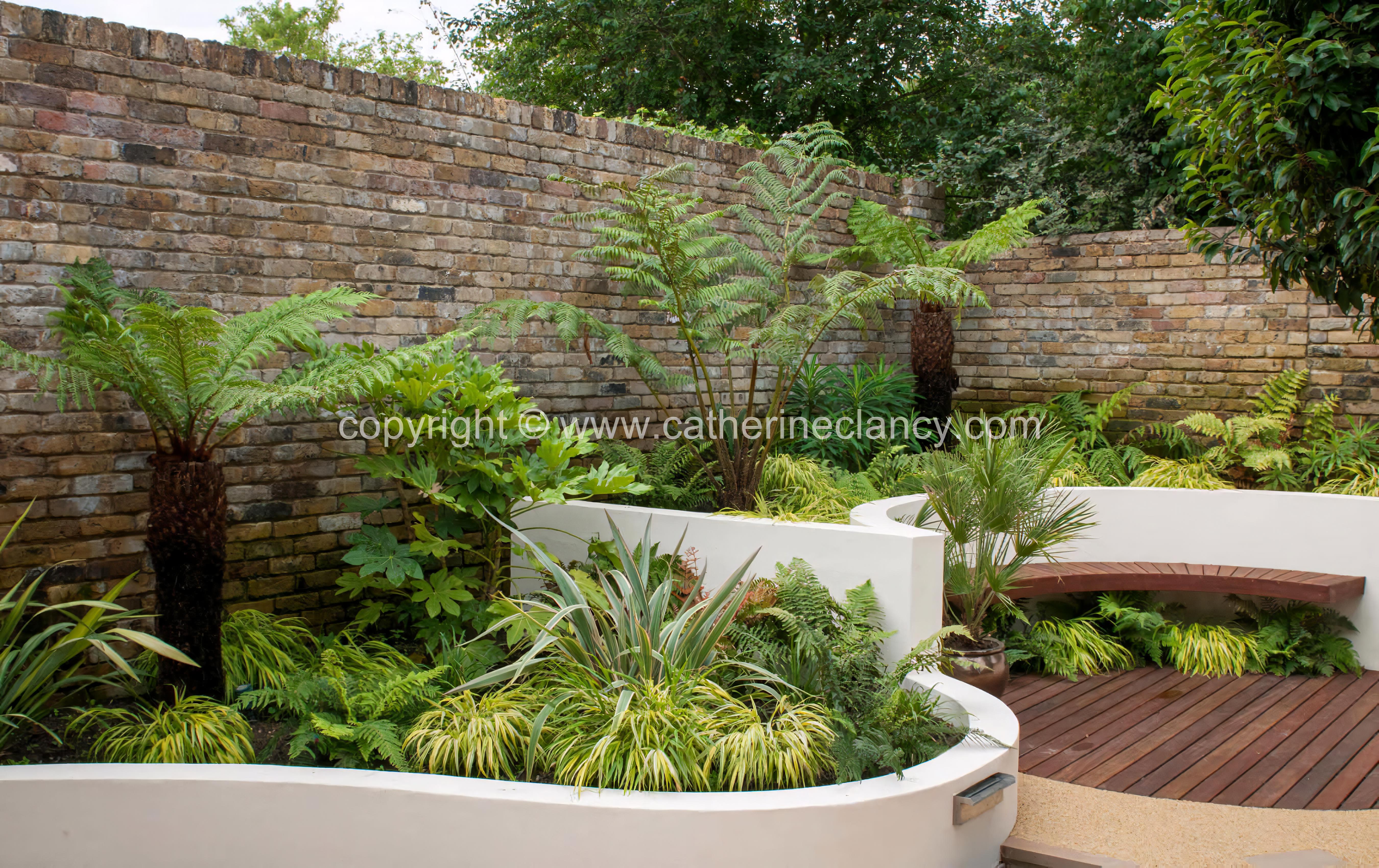 Blackheath Courtyard Garden by Garden Designer Catherine Clancy