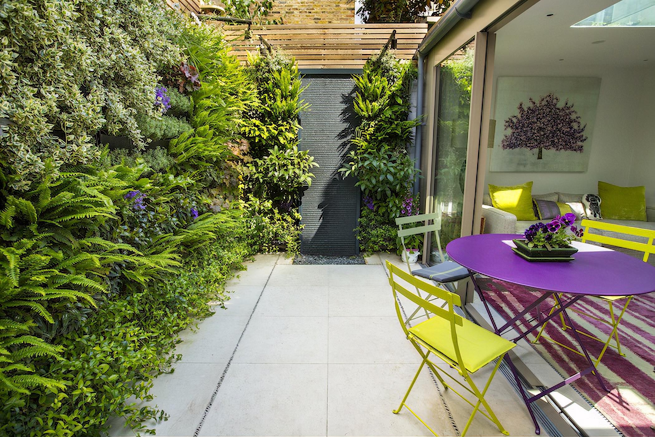 Secluded City Oasis by London based garden designer Maïtanne Hunt