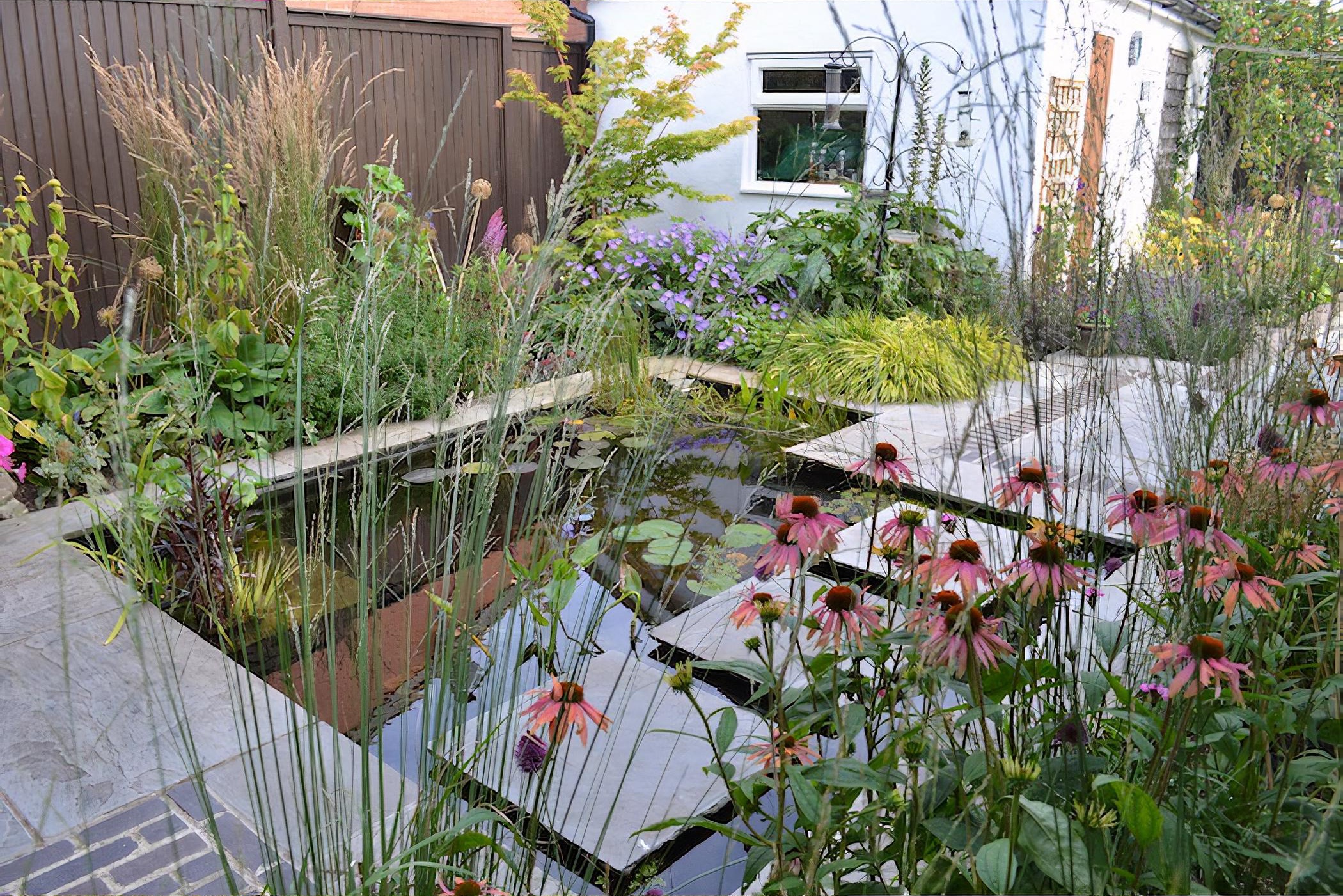 Contemporary Wildlife Garden by West Yorkshire based garden designer Tracy Foster