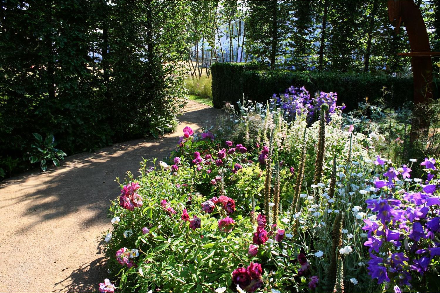 The McCarthy & Stone Garden Hampton Court Flower Show 2013